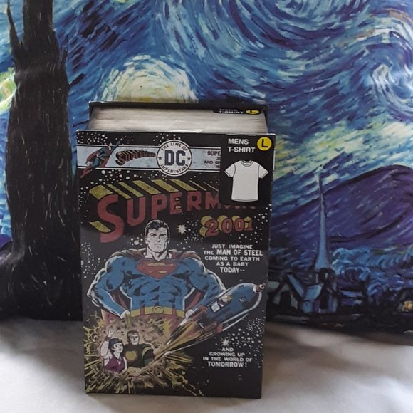 SUPERMAN 2001 DC Comics Lg T-Shirt In Collectible Metal Box New Unopened 2010 - Picture 5 of 16